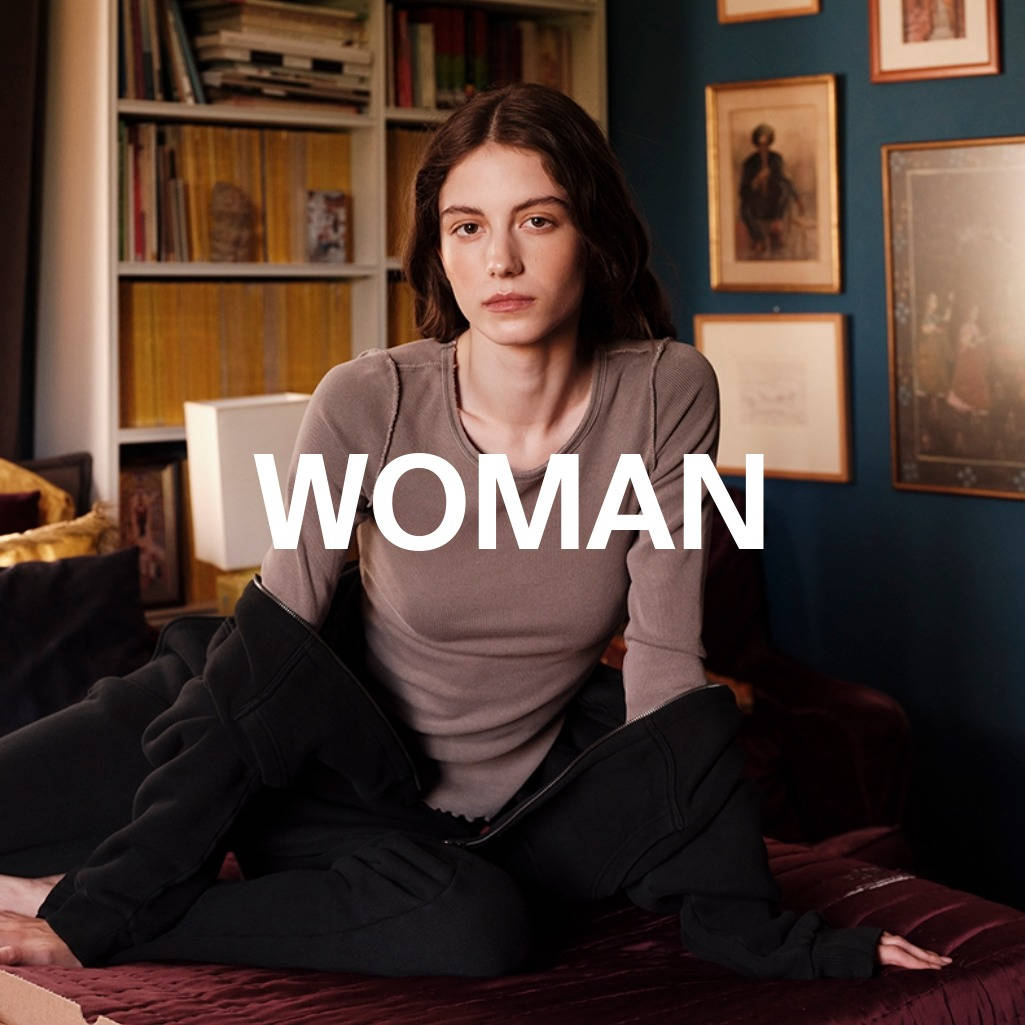 WOMAN